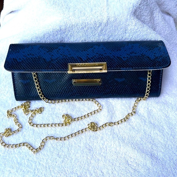BCBGeneration Handbags - 🎉HP🎉 BCBG Eneration blue snake skin clutch/shoulder bag w/ gold chain. NWOT